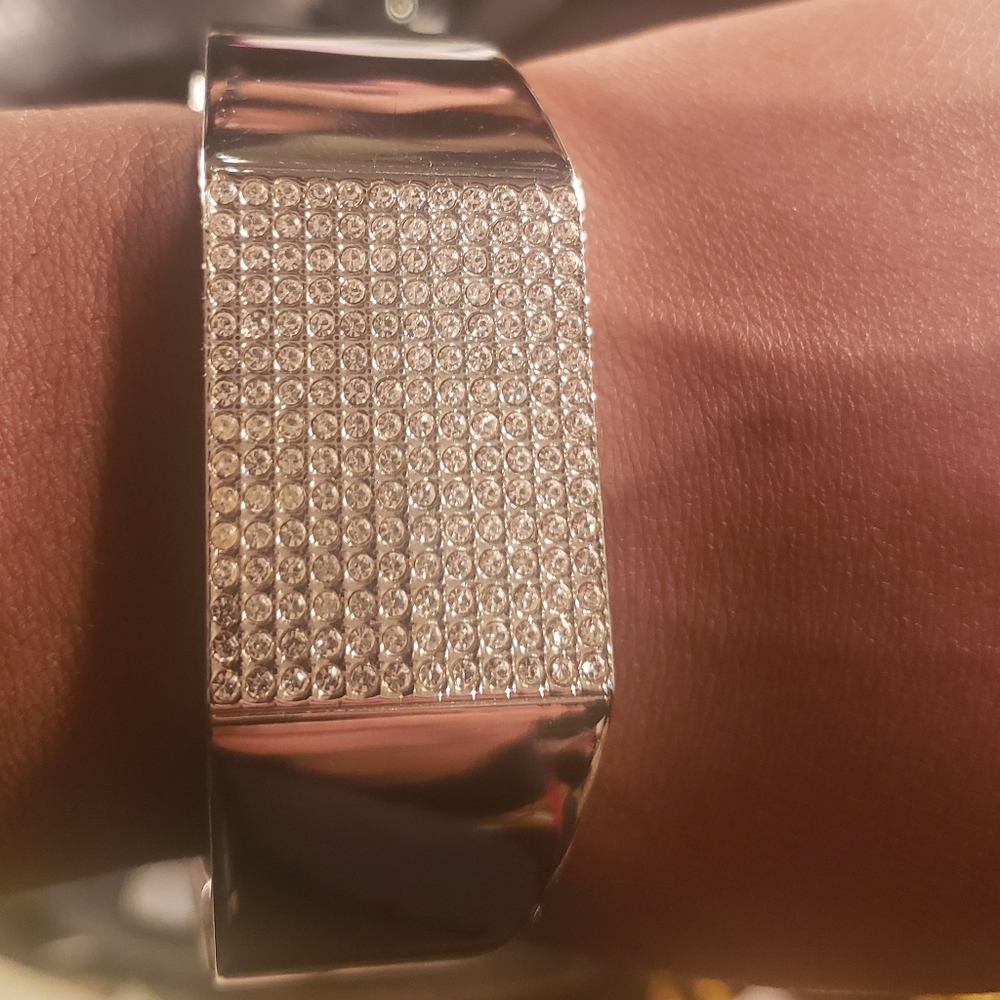 lia sophia silver rhinestone bracelet!